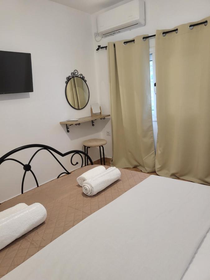 Houlia Home Διαμέρισμα Με Δωρεάν Χώρο Στάθμευσης Stenies Экстерьер фото